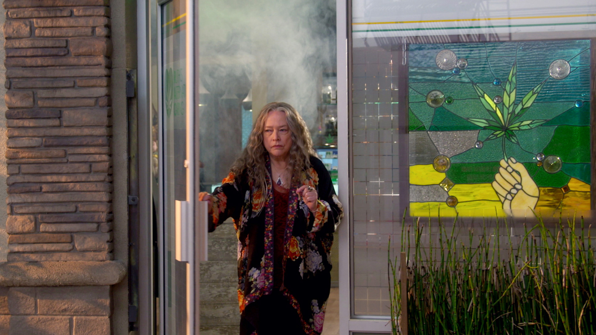 Disjointed 1. Sezon 3. Bölüm