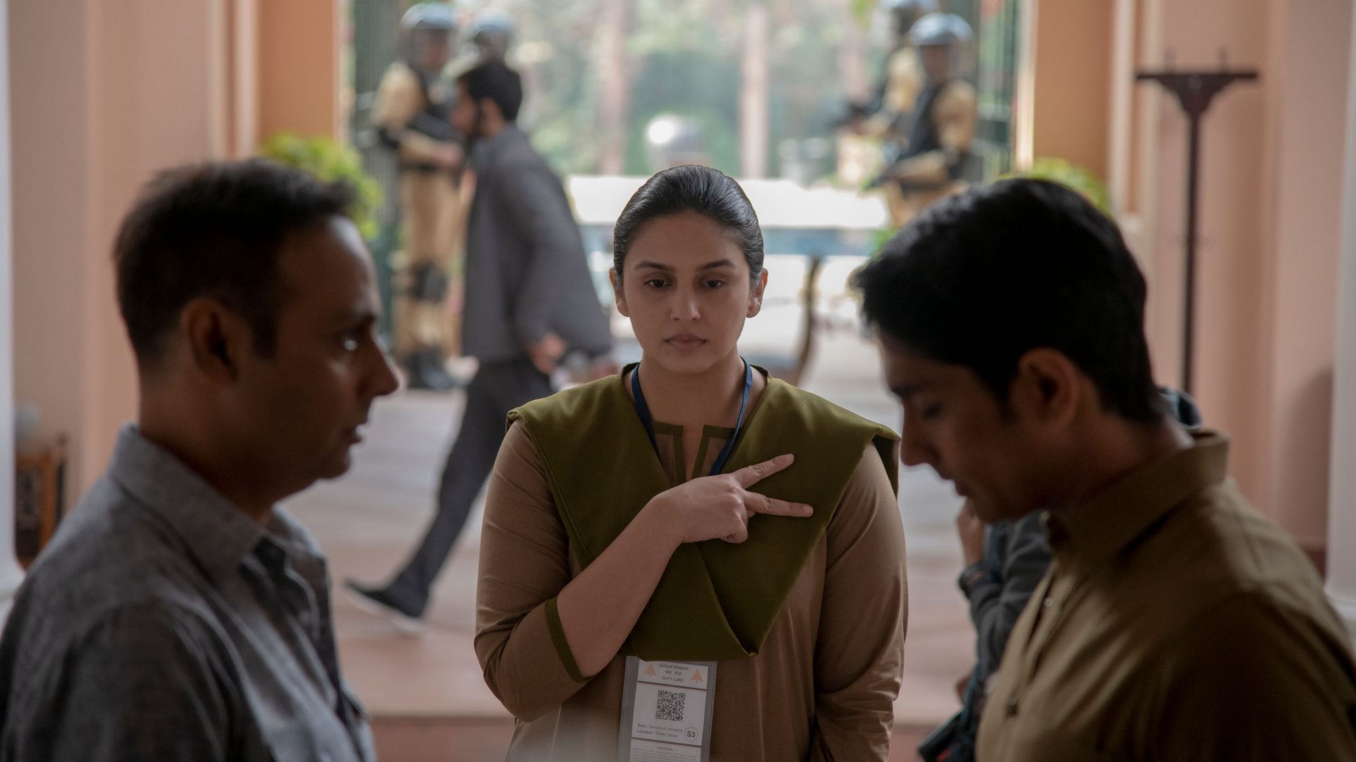 Leila 1. Sezon 6. Bölüm