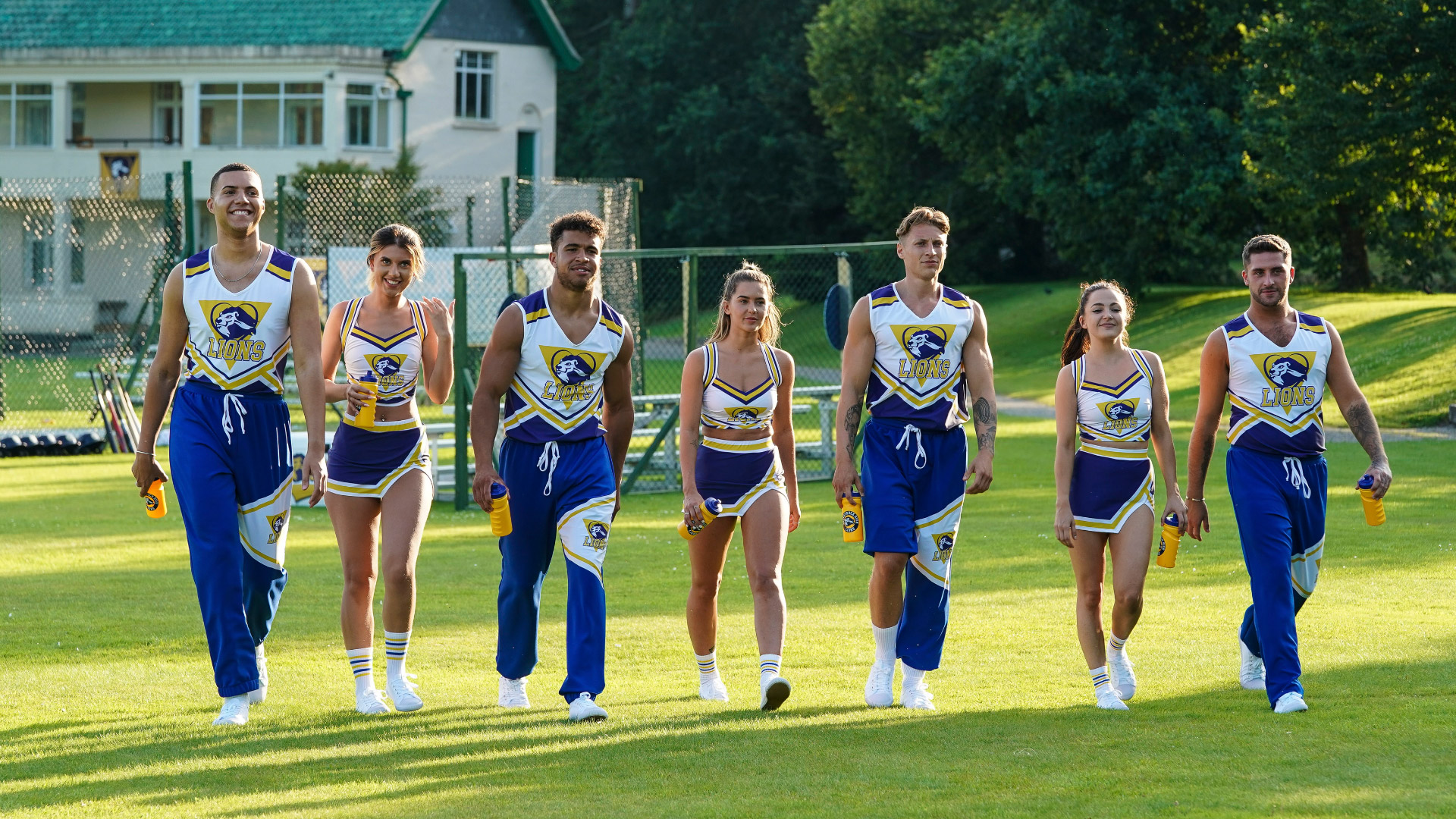 Lovestruck High 1. Sezon 6. Bölüm