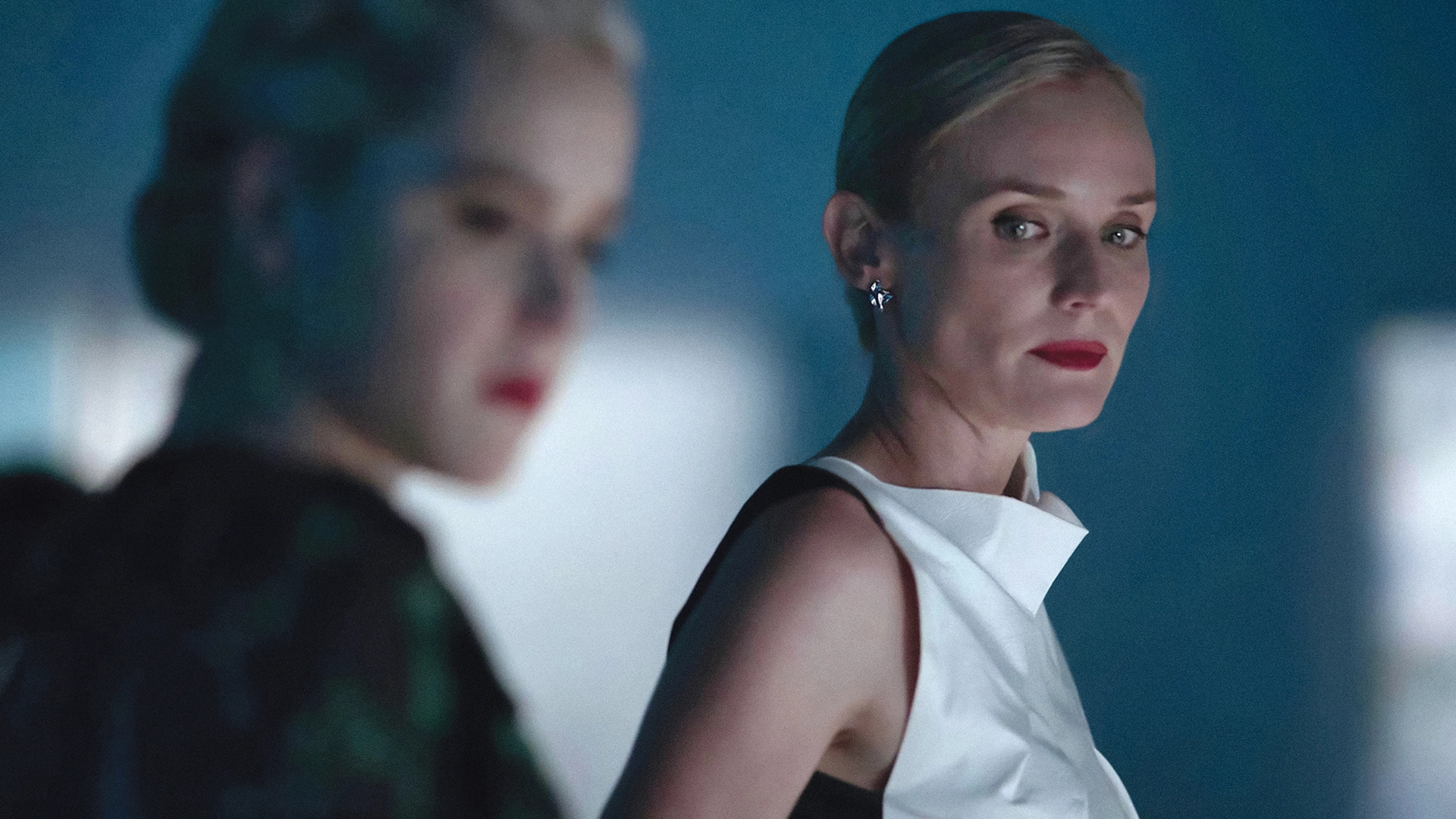 Swimming with Sharks 1. Sezon 1. Bölüm