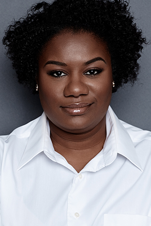 Adrienne C. Moore tüm dizileri dizigom'da