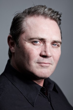 Alex Ferns tüm dizileri dizigom'da