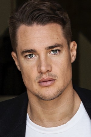 Alexander Dreymon tüm dizileri dizigom'da