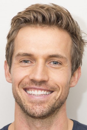 Andrew Cooper tüm dizileri dizigom'da