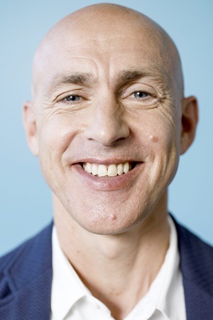 Andy Puddicombe tüm dizileri dizigom'da