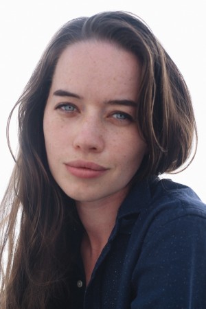Anna Popplewell tüm dizileri dizigom'da