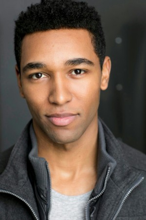 Anthony Hill tüm dizileri dizigom'da