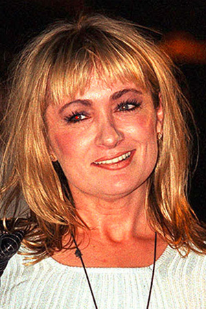 Caroline Aherne tüm dizileri dizigom'da