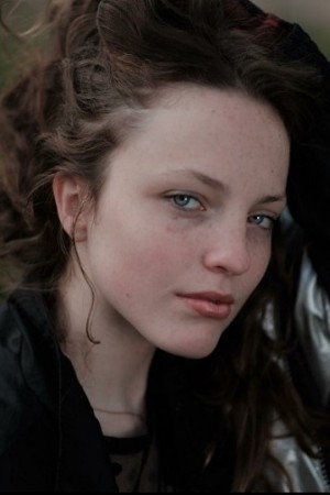 Claudia Roset tüm dizileri dizigom'da