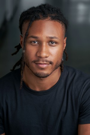 Colby Hollman tüm dizileri dizigom'da