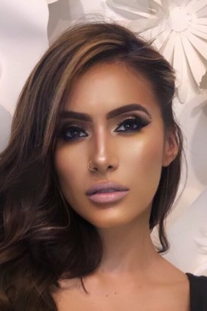 Cristina Vee tüm dizileri dizigom'da