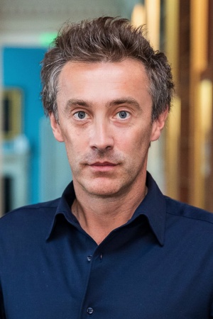 Dallas Campbell tüm dizileri dizigom'da