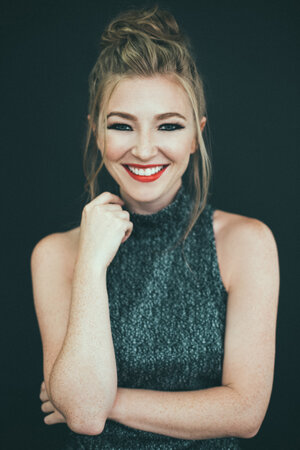 Diana Hopper tüm dizileri dizigom'da