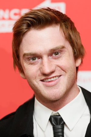 Eddie Hassell tüm dizileri dizigom'da