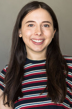 Esther Povitsky tüm dizileri dizigom'da