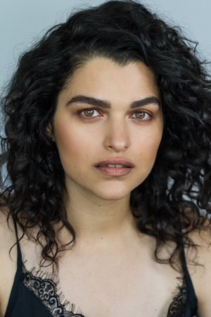 Eve Harlow tüm dizileri dizigom'da