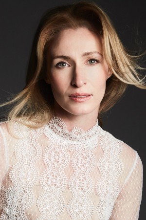 Genevieve O'Reilly tüm dizileri dizigom'da