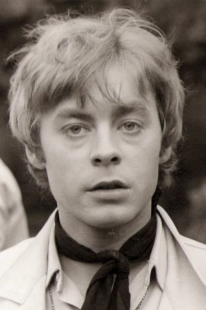 Hywel Bennett tüm dizileri dizigom'da