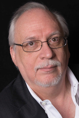 J. Michael Straczynski tüm dizileri dizigom'da