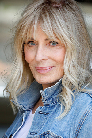 Joanna Cassidy tüm dizileri dizigom'da