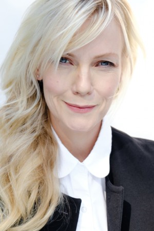 Laura Harris tüm dizileri dizigom'da