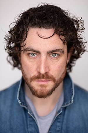 Laurence O'Fuarain tüm dizileri dizigom'da