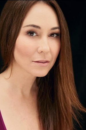 Lora Martinez-Cunningham tüm dizileri dizigom'da