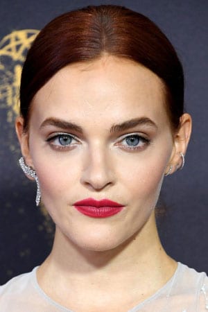 Madeline Brewer tüm dizileri dizigom'da
