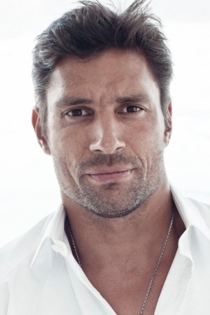 Manu Bennett tüm dizileri dizigom'da
