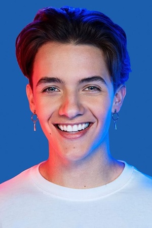 Noah Urrea tüm dizileri dizigom'da