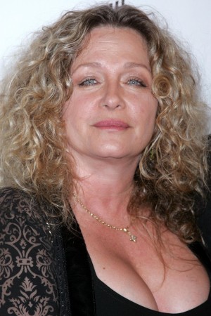 Patti D'Arbanville tüm dizileri dizigom'da