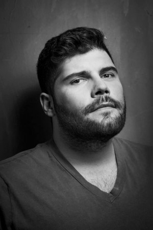 Salvatore Esposito tüm dizileri dizigom'da