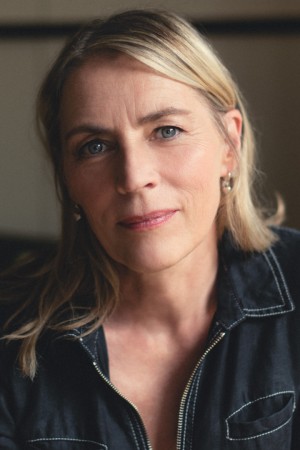 Saskia Reeves tüm dizileri dizigom'da