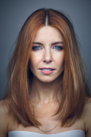 Stacey Dooley tüm dizileri dizigom'da