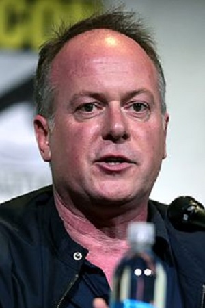 Tom McGrath tüm dizileri dizigom'da