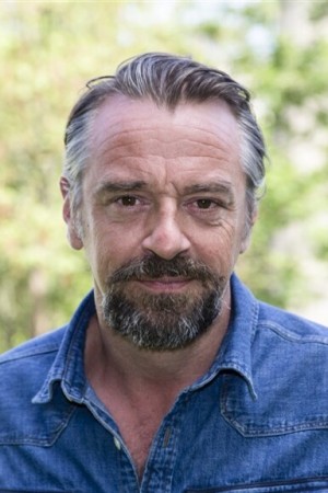 Tom Waes tüm dizileri dizigom'da