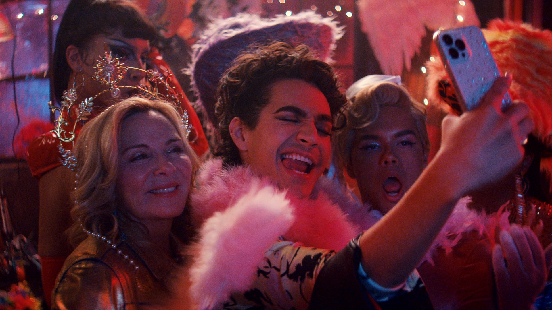 Glamorous 1. Sezon 2. Bölüm