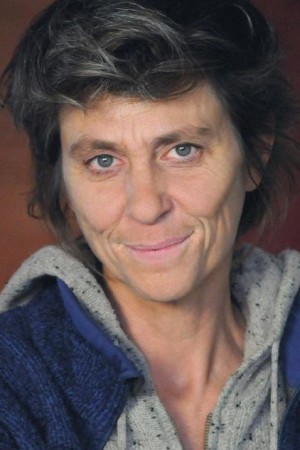 Juliette Plumecocq-Mech tüm dizileri dizigom'da