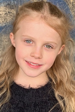 Alyla Browne tüm dizileri dizigom'da