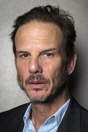 Peter Berg tüm dizileri dizigom'da