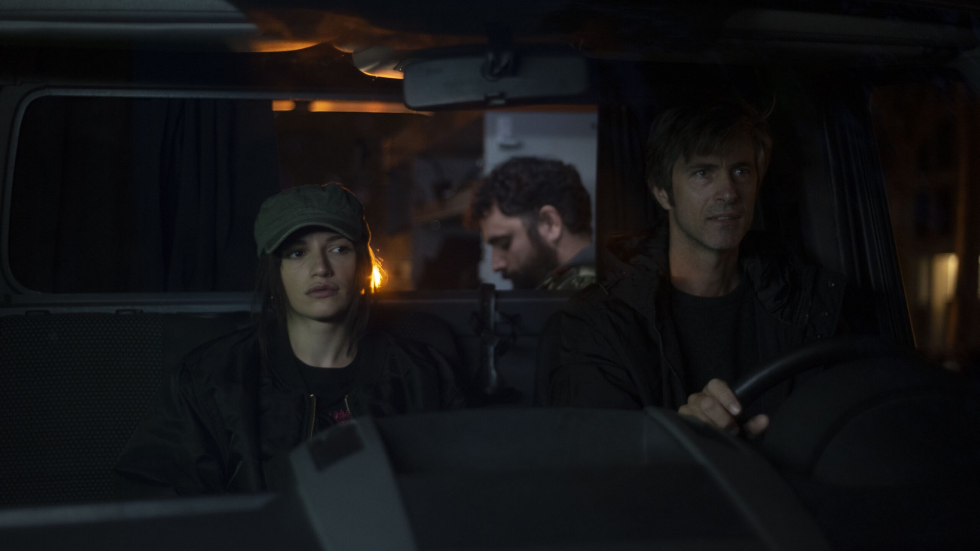 Everybody Loves Diamonds 1. Sezon 2. Bölüm