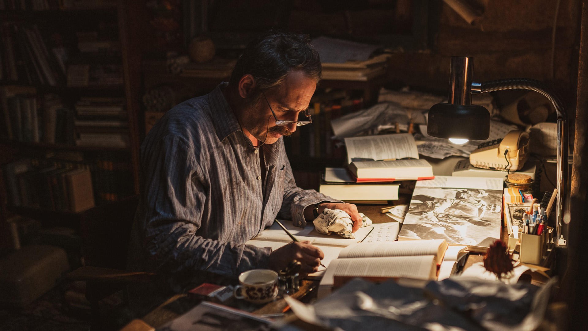 Faking Hitler 1. Sezon 4. Bölüm