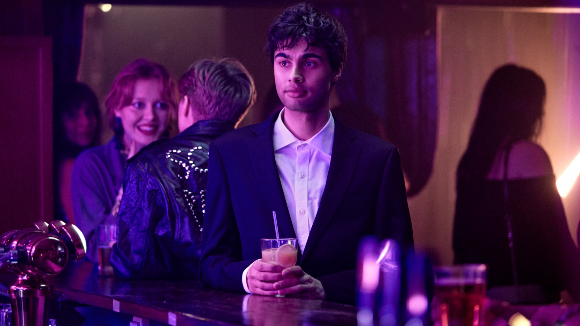 Tore 1. Sezon 4. Bölüm