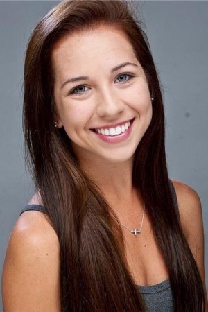 Taylor Atelian tüm dizileri dizigom'da