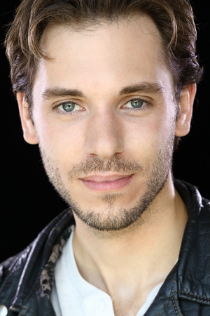 A.J. LoCascio tüm dizileri dizigom'da