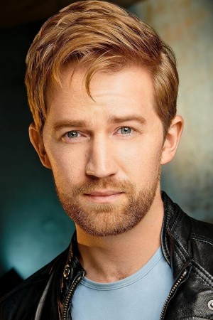 Jason Dolley tüm dizileri dizigom'da
