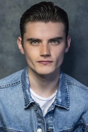 Alejandro De Hoyos tüm dizileri dizigom'da