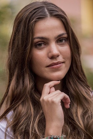 Pâmela Tomé tüm dizileri dizigom'da