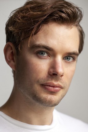 Charlie Hamblett tüm dizileri dizigom'da