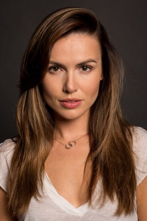 Marta Żmuda Trzebiatowska tüm dizileri dizigom'da